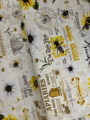 Honey Bee Farm - Vintage Bee Farm Sign Yardage