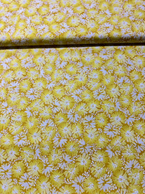 Daisy Blue - Graceful Garden Daffodil Yardage