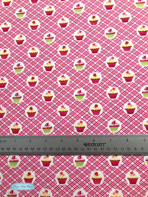 Studio E Fabrics - Cupcake Cafe - Decorated Cupcakes in Circles