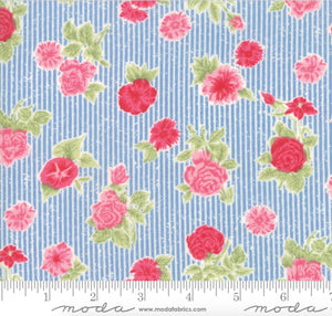 Cottontail Cottage - Cottage Floral Bluebell Blue Yardage